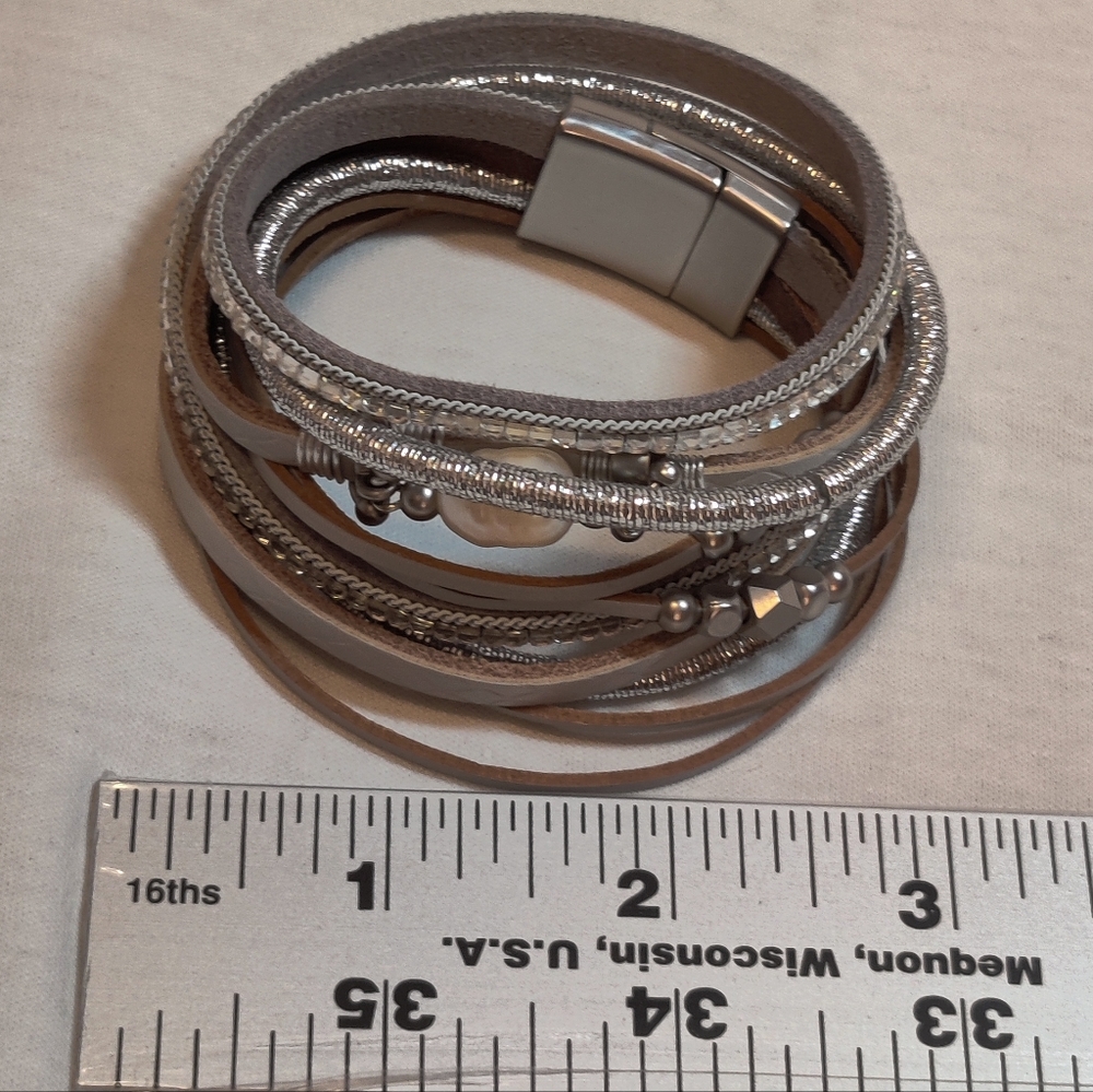 Layered silver wrap bracelet - Picture 6 of 6